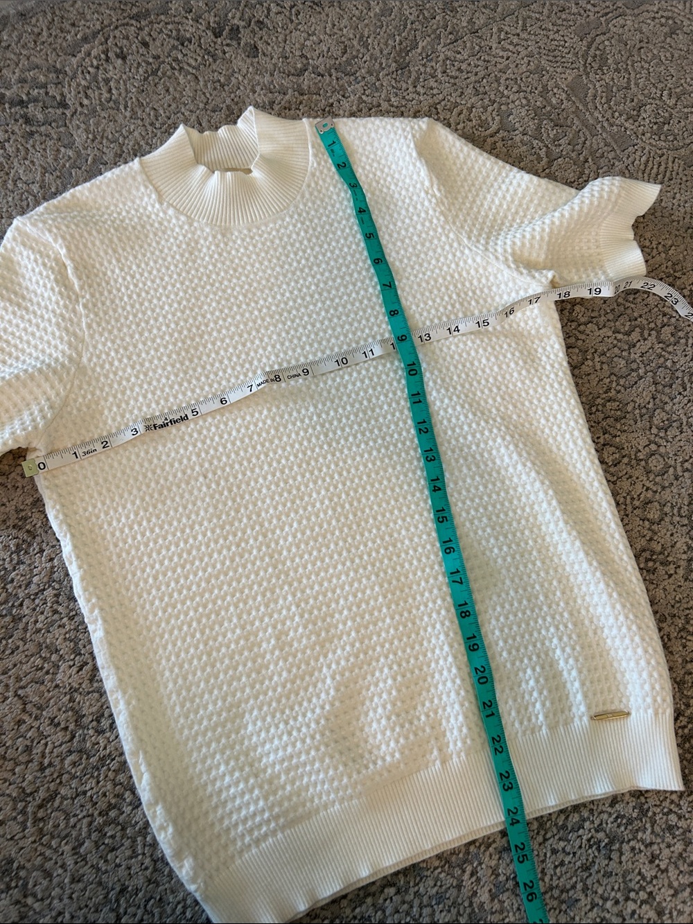 Elie Tahari Cream Short-Sleeve Textured Crewneck Top - Picture 4 of 7